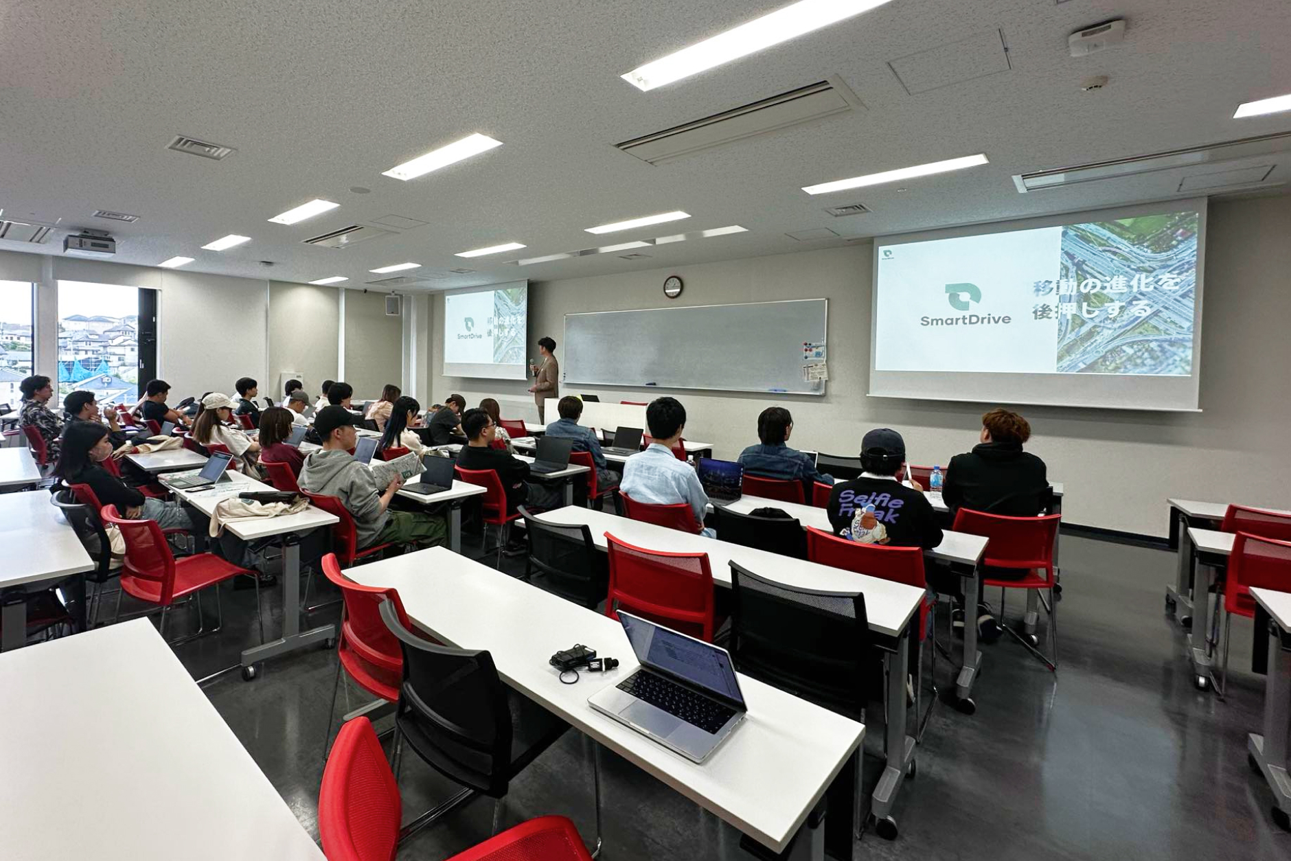 【サステナビリティの取り組み】玉川大学観光学部で講義を実施　～　移動データの活用でオーバーツーリズム解消を考える　～